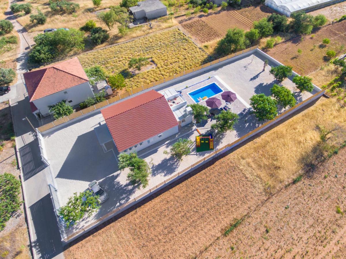 Villa Antonia With Heated Pool Dograde المظهر الخارجي الصورة