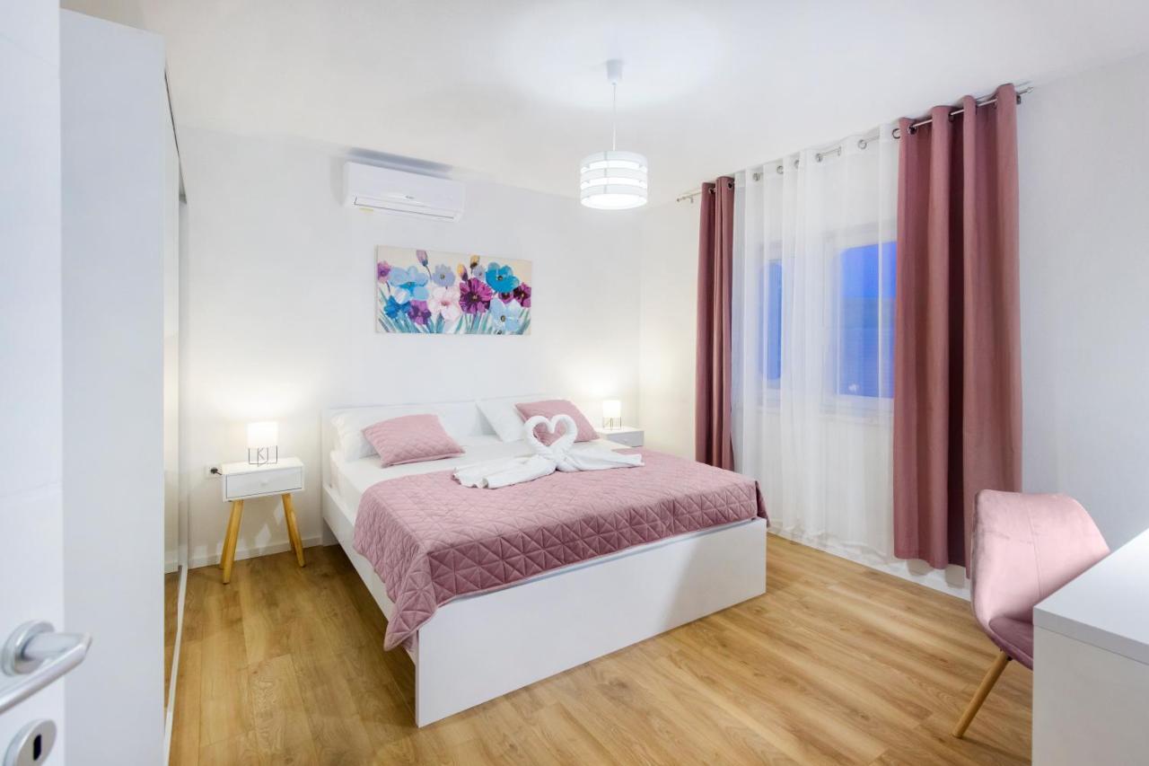 Villa Antonia With Heated Pool Dograde المظهر الخارجي الصورة