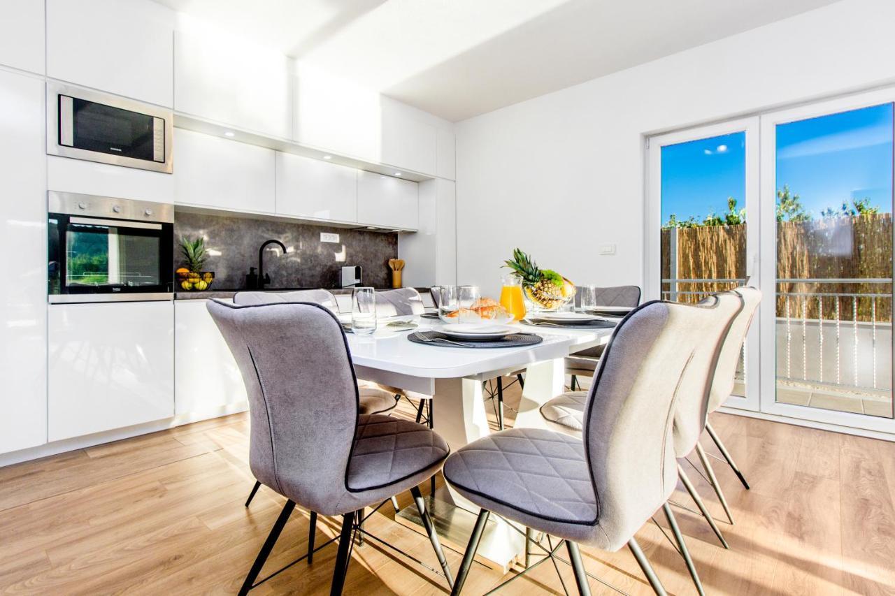 Villa Antonia With Heated Pool Dograde المظهر الخارجي الصورة