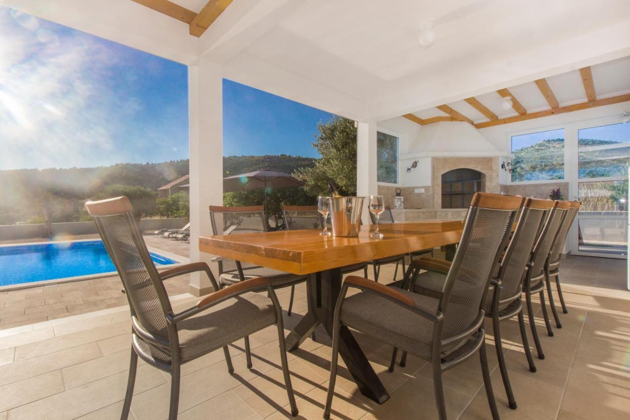 Villa Antonia With Heated Pool Dograde المظهر الخارجي الصورة
